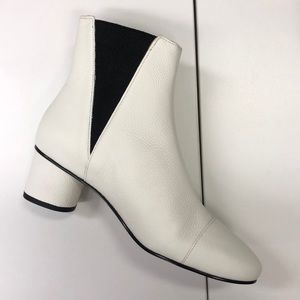 Rebecca Minkoff white boots size 6